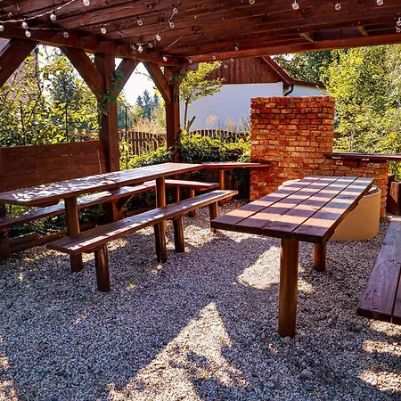 Apartmanovy Dum 13 Rodinny Апартаменты